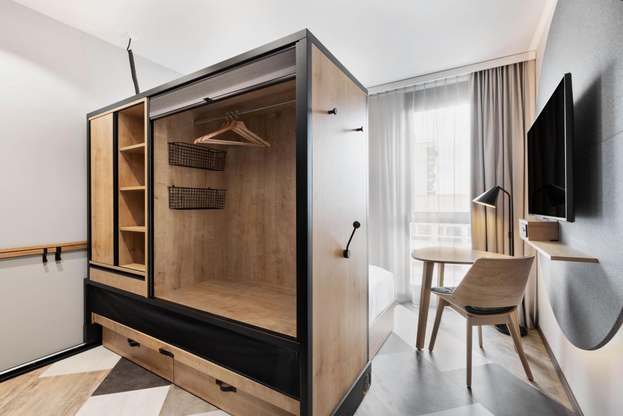 Stay Kooook Geneva City - Online Check In New Opening Exterior photo